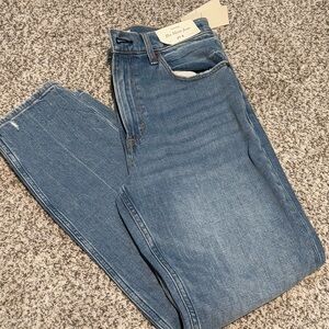 Abercrombie & Fitch The Mom Jean- Medium Blue